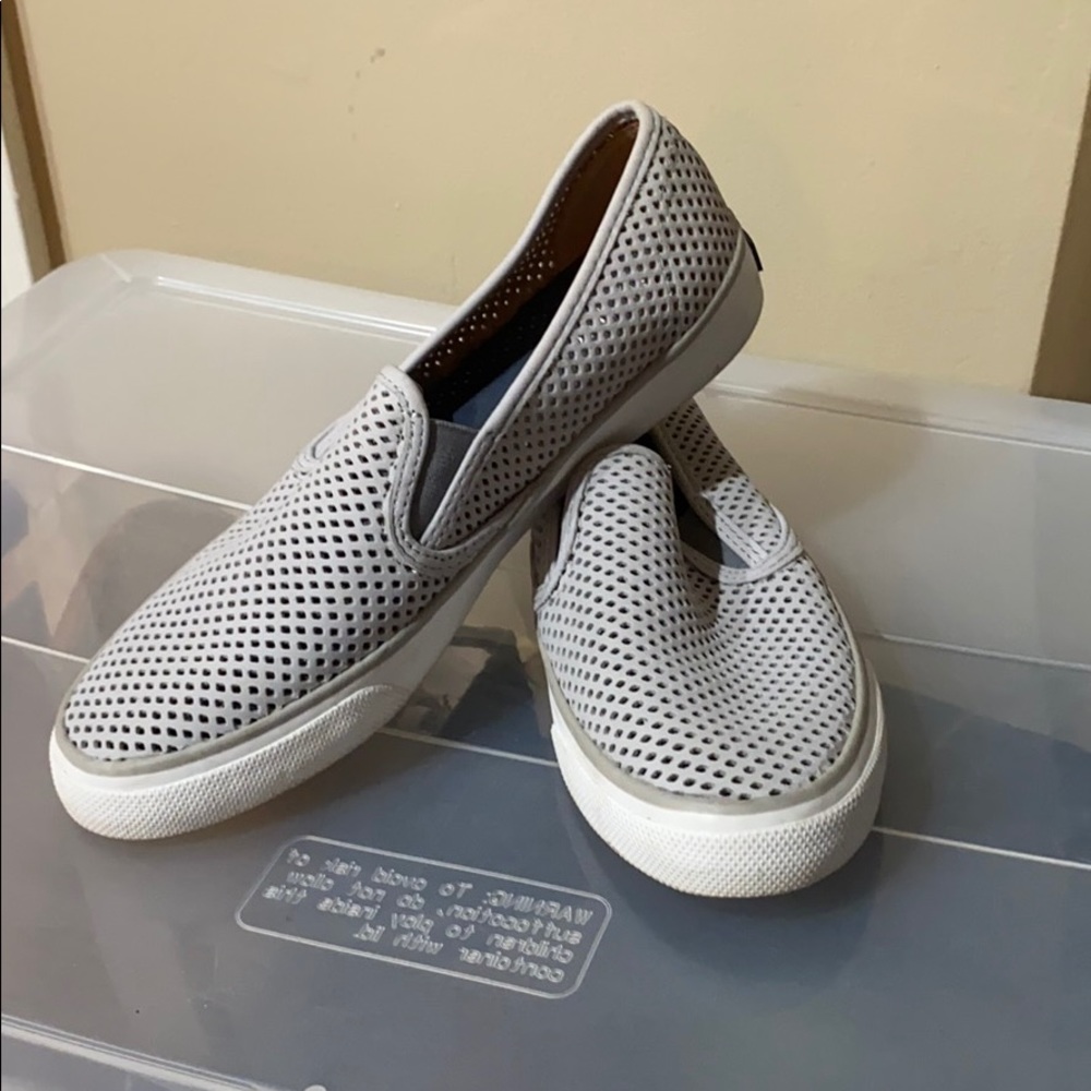 AUTHENTIC GRAY SPERRY TOPSIDER SHOES